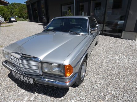 Mercedes-Benz 280 CE Coupe