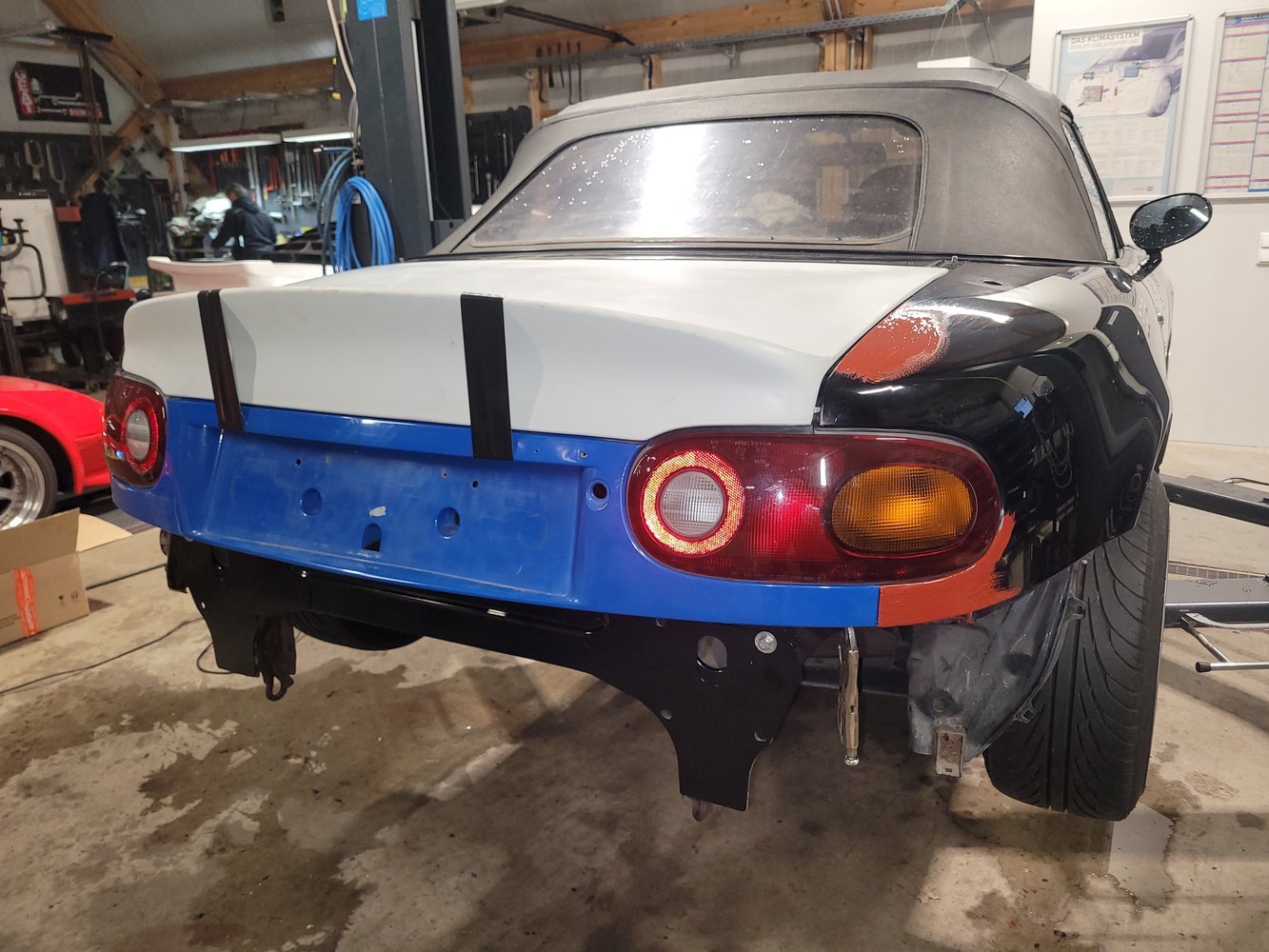 Heckschaden am Mazda